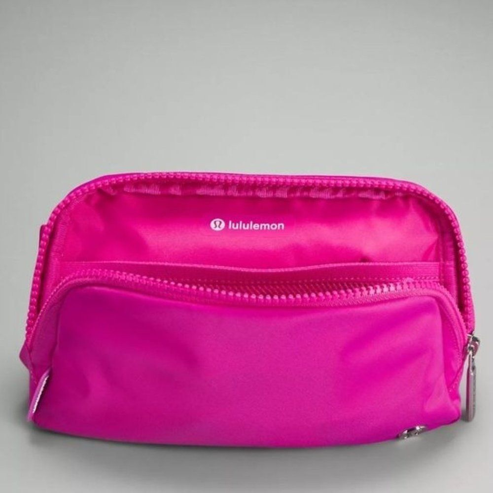 Lululemon Sonic Pink Everywhere Belt Bag Wordmark Logo NWT - Picture 7 of 8